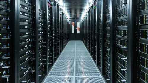 精致機柜助力廣州市某政大廈弱電工程項目建設(shè)